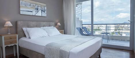 3 bedrooms, desk, iron/ironing board, WiFi