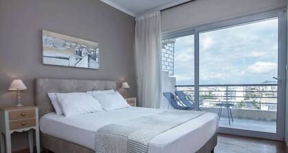 Alimos Luxury 3 Bd Apt w Stunning Acropolis Views