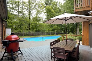 Outdoor dining - A Restored Schoolhouse With Movie Theater, Firepit, and Heated Pool (Rock Tavern)