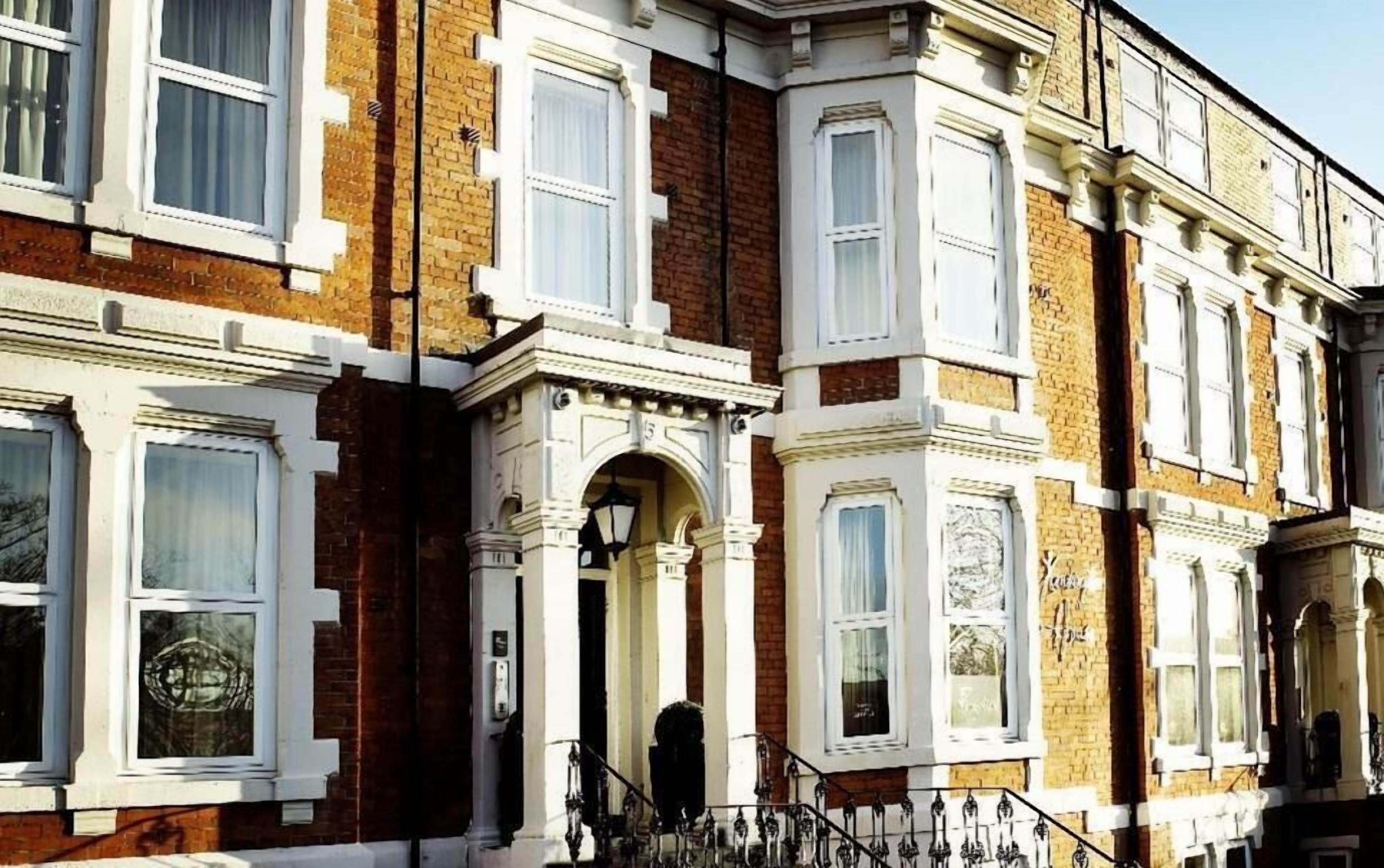 Overnatningsstedets facade