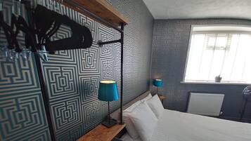 Double Room, Ensuite, Sea View | Free WiFi