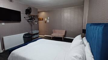 Suite, baño en la habitación (Room 14) | 1 habitación y wifi gratis