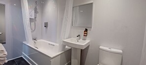 Suite, mit Bad (Room 14) | Badezimmer