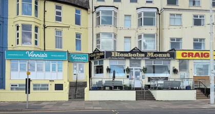 Vinnies Family Hotel