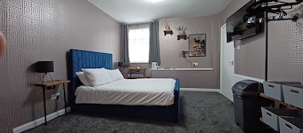 Vinnies Family Hotel
