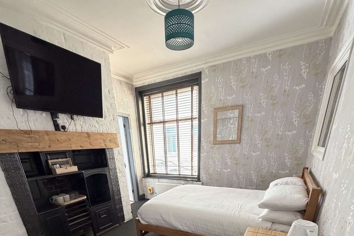 Suite, bagno in camera, vista città (Room 1) | Wi-Fi gratuito