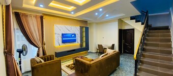 Luxuriously Furnished 2-bedroom DUPLEX, GRA Enugu Nigeria for NGN90,000