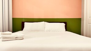 2 bedrooms, desk, iron/ironing board, WiFi - 1 Garage Parking/Skyline Rooftop/PingPong/Balcony (Chicago)