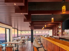 Poolside bar