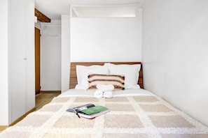 1 bedroom, desk, iron/ironing board, travel cot