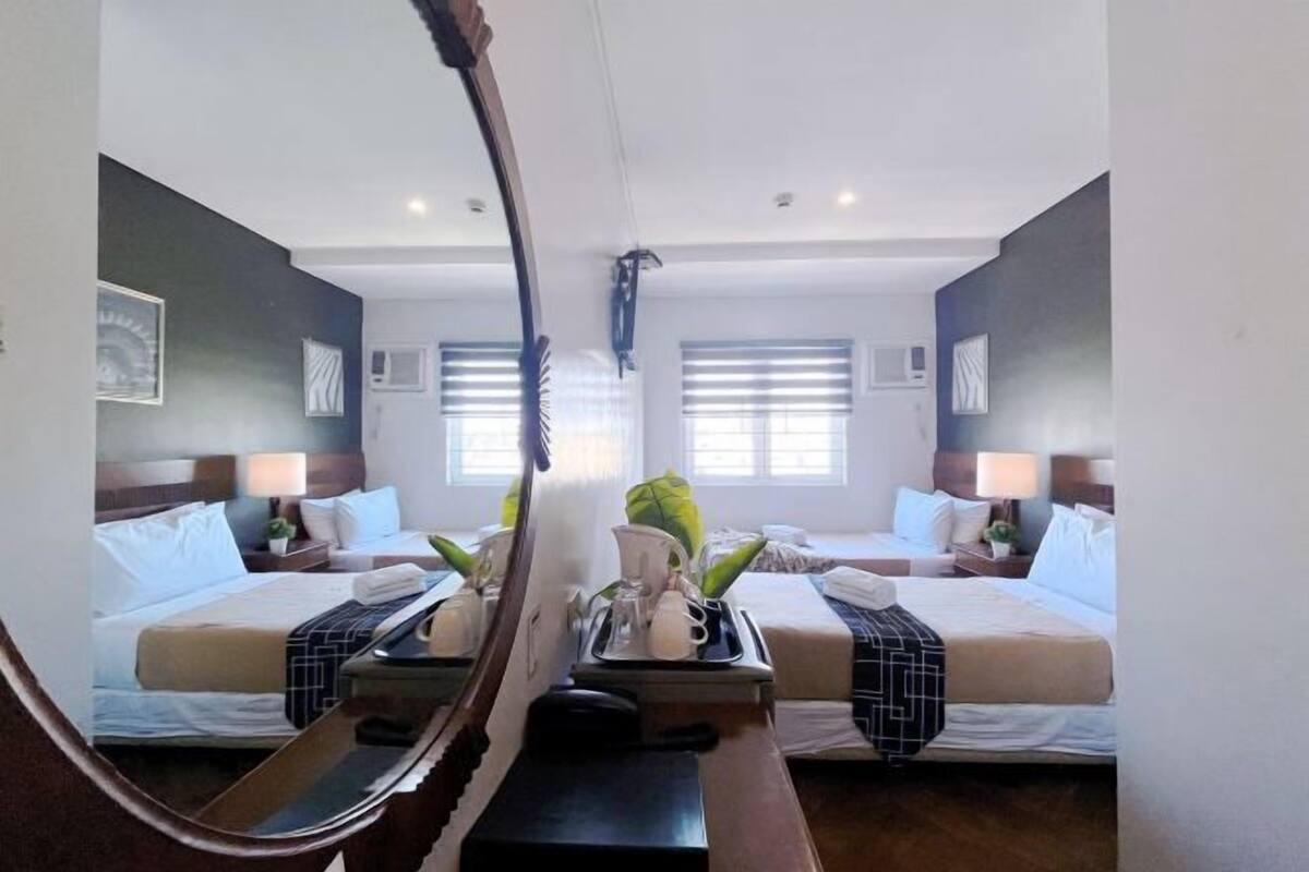 Premium bedding, WiFi (free), bed sheets