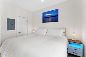 1 bedroom, desk, free WiFi, bed sheets