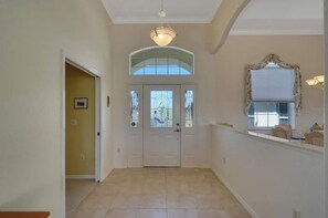 Interior - Rotonda Palms - Amazing, Golf course, Pool, Spa, Convenient to everything! (Rotonda West)