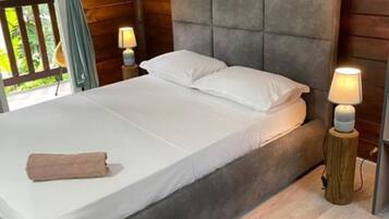 3 chambres, lit parapluie, Wi-Fi, draps fournis
