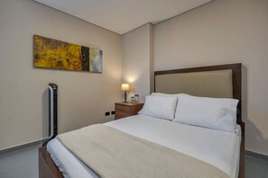 1 室のベッドルーム、デスク、アイロン / アイロン台、WiFi