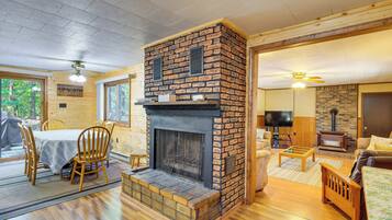 Cottage (3 Bedrooms) | Interior