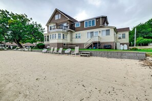 Apartment (2 Bedrooms) | Interior - Lake Winnipesaukee Condo w/ Beach Access! (Gilford)