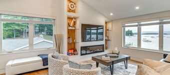 Lake Winnipesaukee Condo w/ Beach Access!