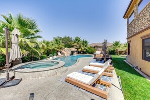 Villa (6 Bedrooms) | Interior