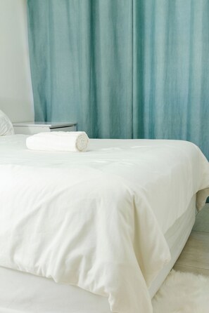 Tabla de planchar con plancha y wifi gratis 