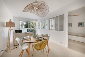 Interior - 10m from the beach - 2 adults - 2 kids (La Baule-Escoublac)