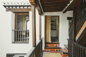 Apartment | 3 bedrooms, Internet - Alhambra Townhouse in Granada (Granada)