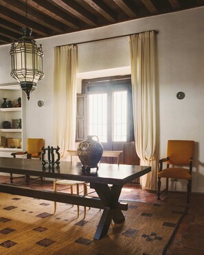 Apartment | 3 bedrooms, Internet