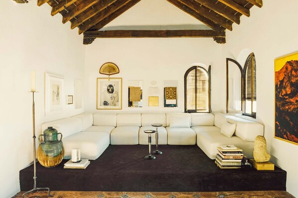 Apartment | 3 bedrooms, Internet