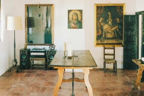 3 habitaciones y acceso a internet 