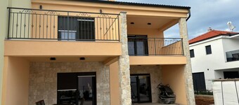 Holiday Homes Basilica