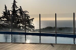 Apartment | Pool