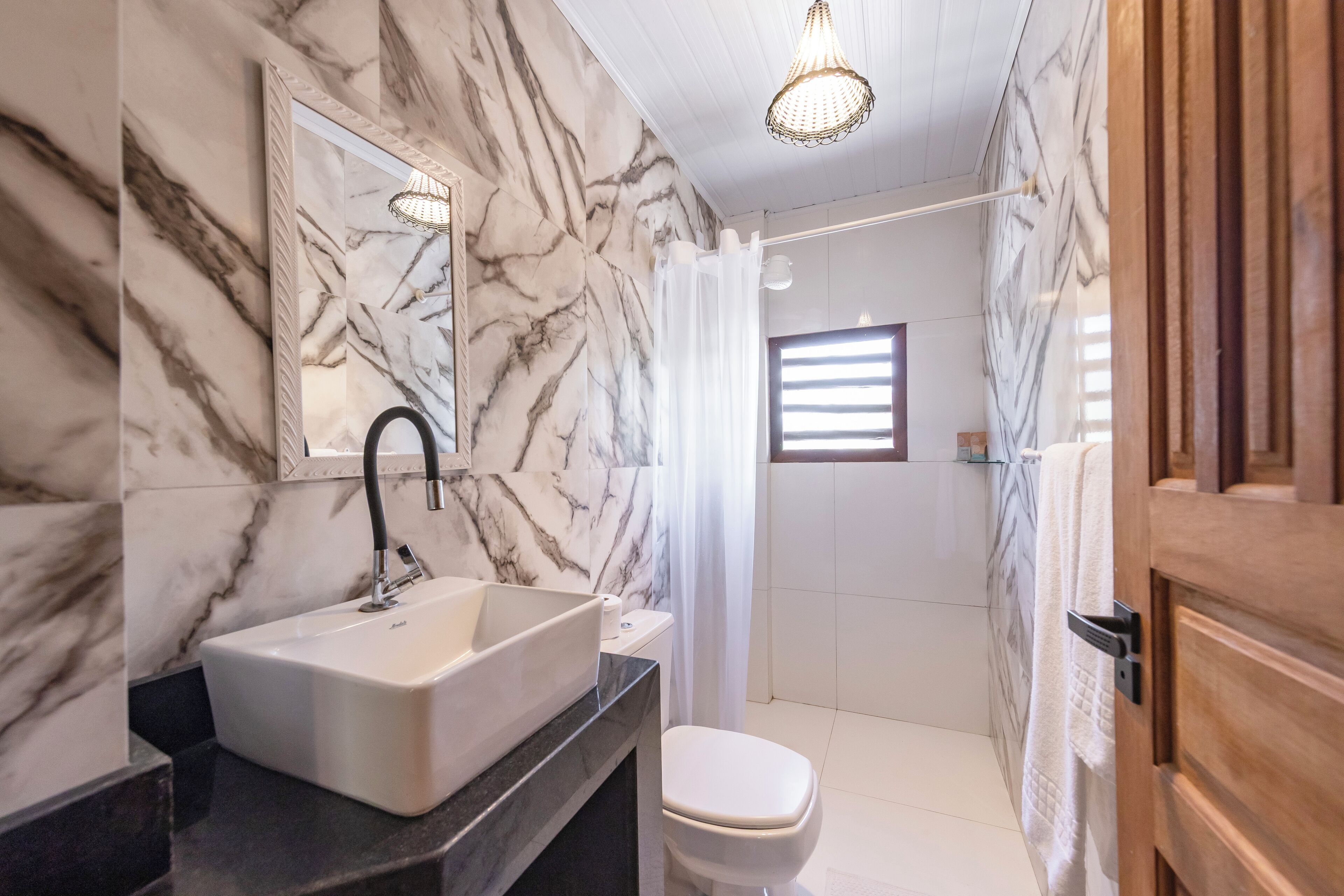 Superior Double Room | Bathroom | Towels