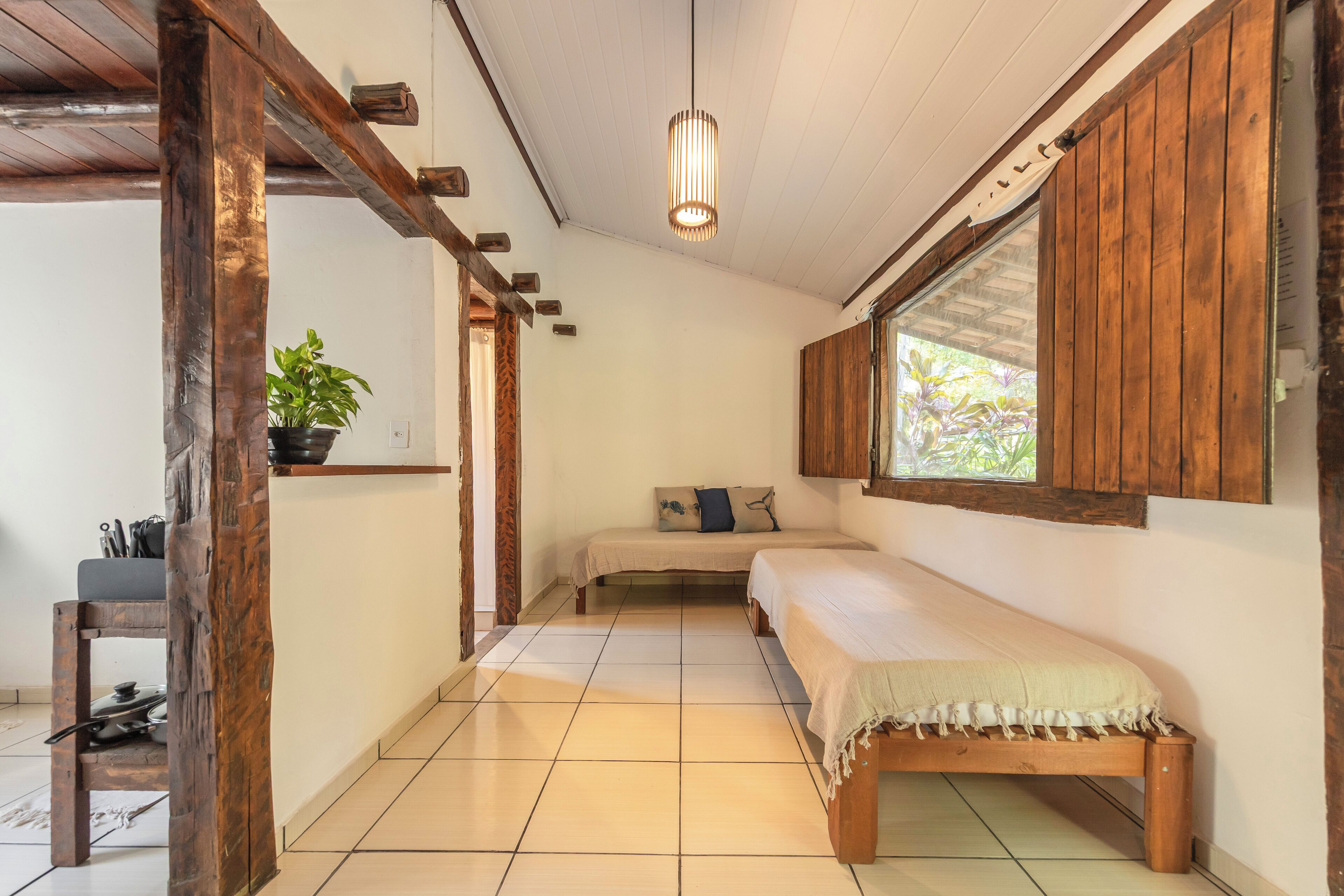 Chalé conforto | Área de estar | TV