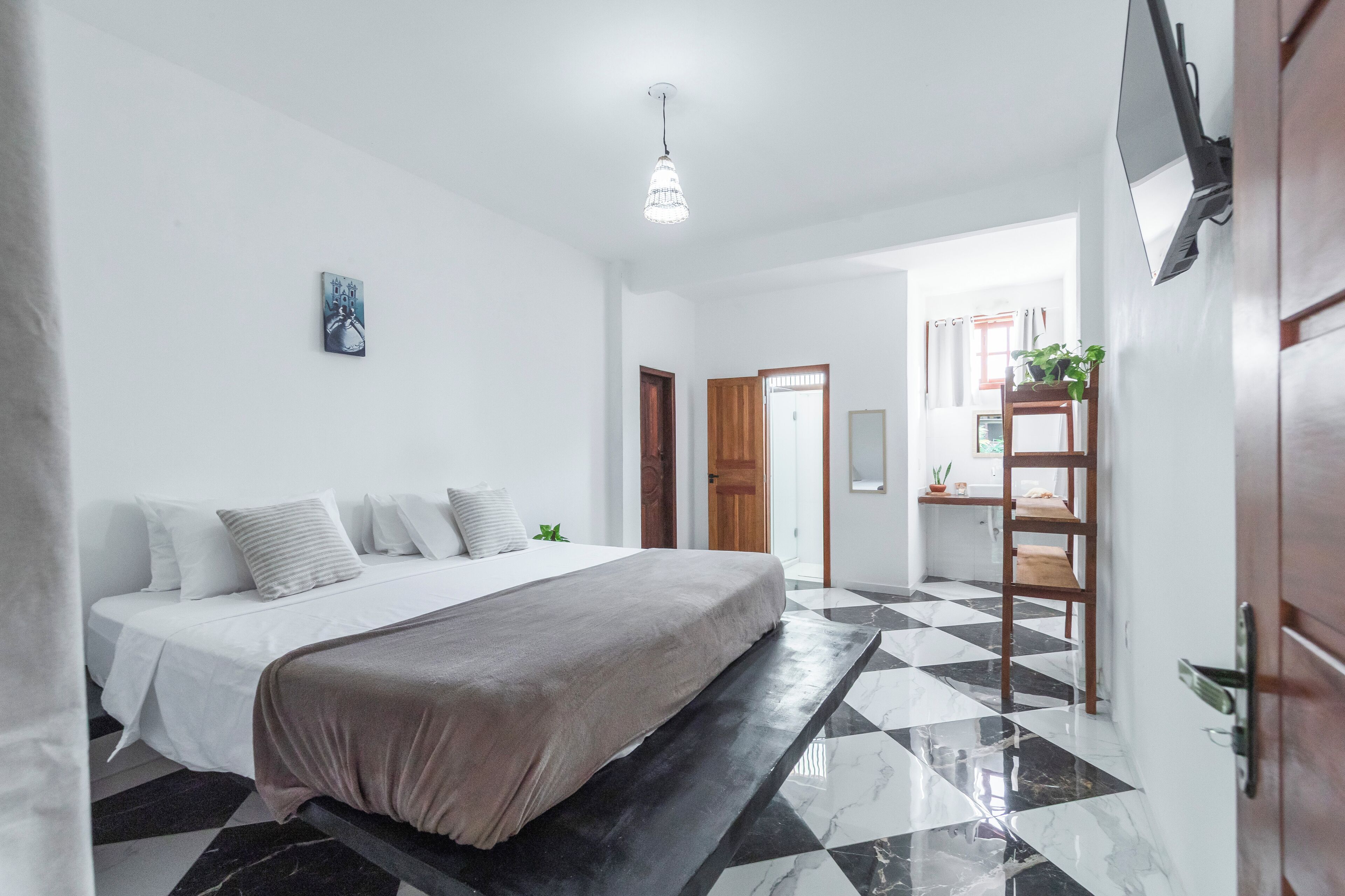 Habitación triple superior | Wifi gratis y ropa de cama