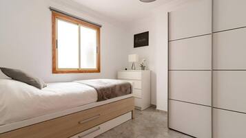 2 bedrooms, iron/ironing board, WiFi, bed sheets