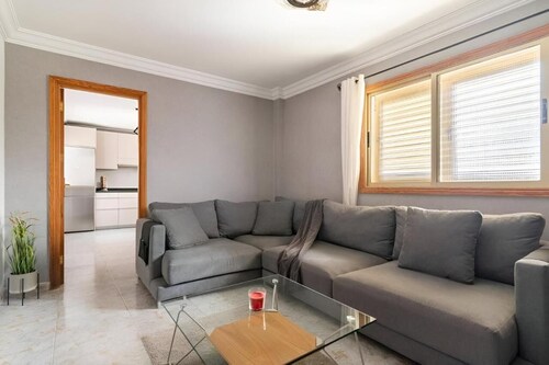 DELUXE HOUSE IN MELENARA, NEXT TO THE AIRPORT AND BEACH