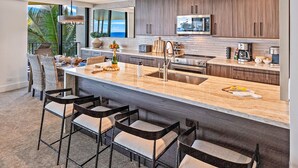 Condo, 2 phòng ngủ | Bếp riêng