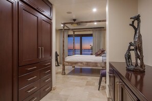 4 bedrooms, WiFi, bed sheets