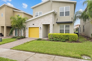 Exterior - Prime Disney Area ºoº Modern Decor Pool and Spa - Family Escape! (Kissimmee)