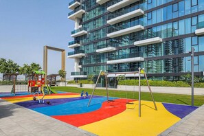 Children’s area - Contemporary 1BR in Al Kifaf Residences West, Bur Dubai by Deluxe Holiday Homes (Dubai)