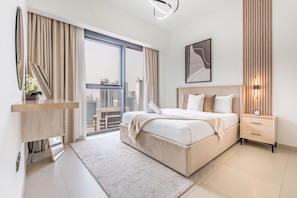 2 bedrooms, in-room safe, iron/ironing board, free WiFi