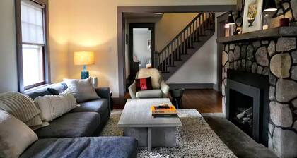 Inviting, Cozy Catskills Home - Primed for Fall!