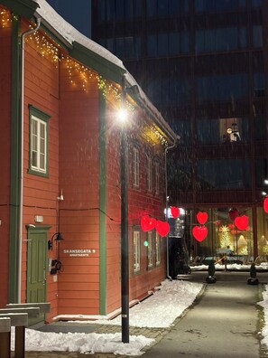 Front of property - TotalApartments - Vervet Studio Apartments (Tromsø)