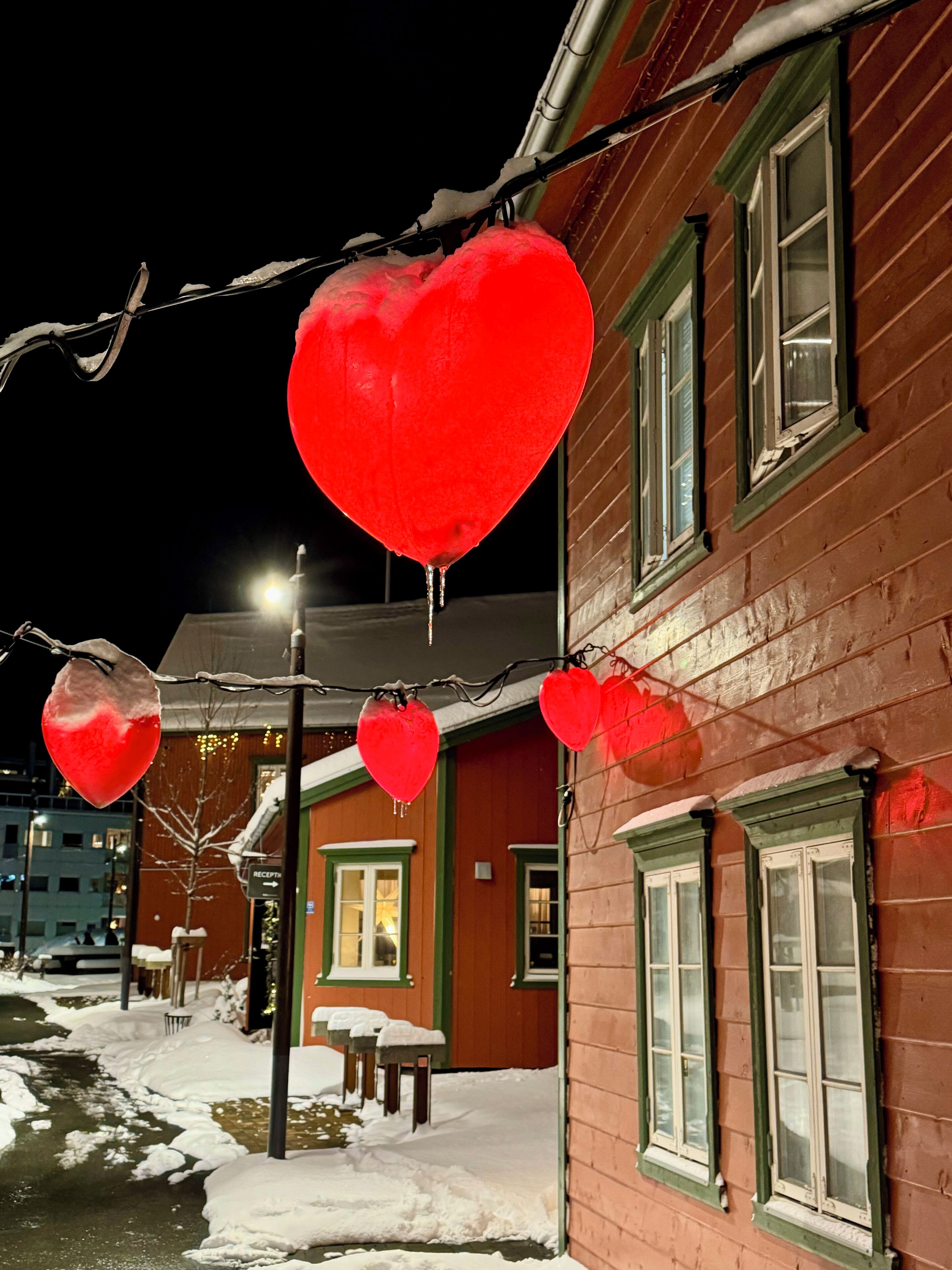 المنشأة من الخارج