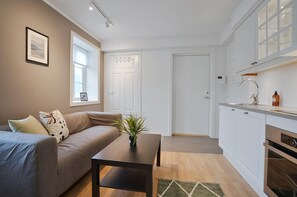 Basic Studio, Courtyard View | Interior - TotalApartments - Vervet Studio Apartments (Tromsø)