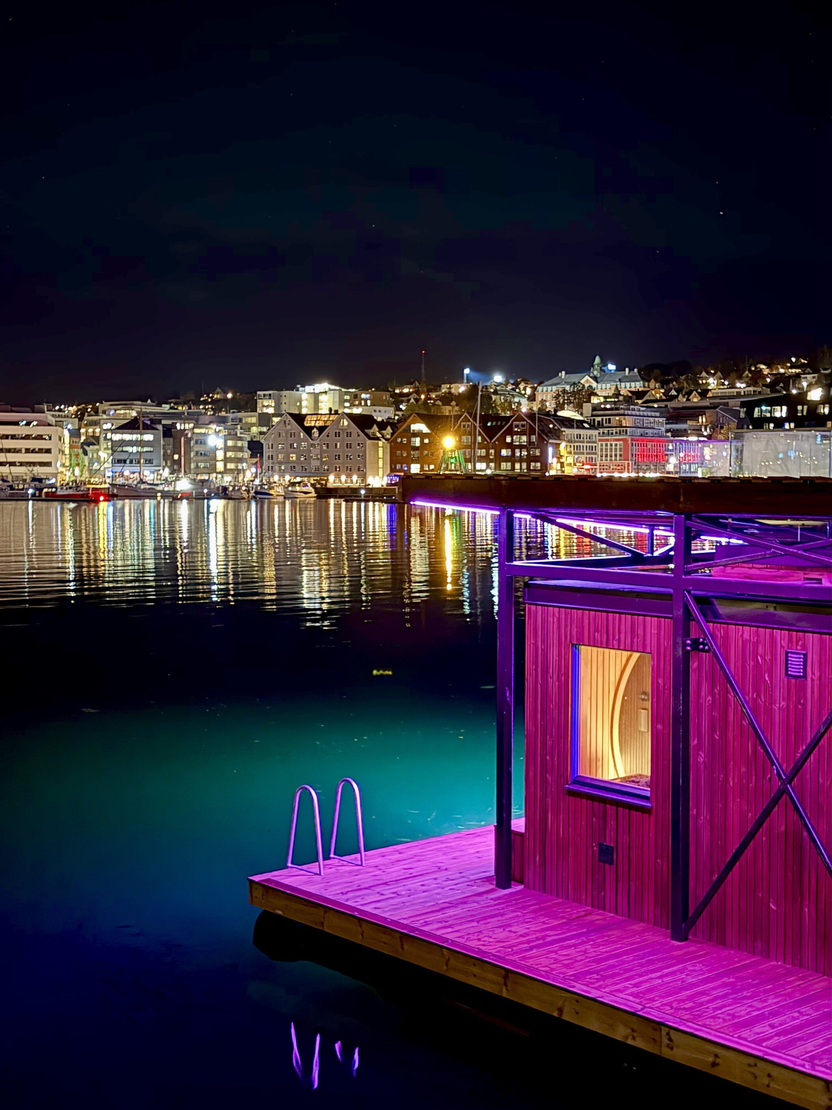 المنشأة من الخارج