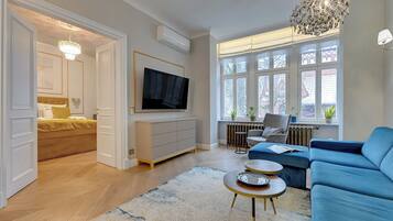 Leilighet – superior, byutsikt | 2 soverom, allergitestet sengetøy og individuelt dekorert