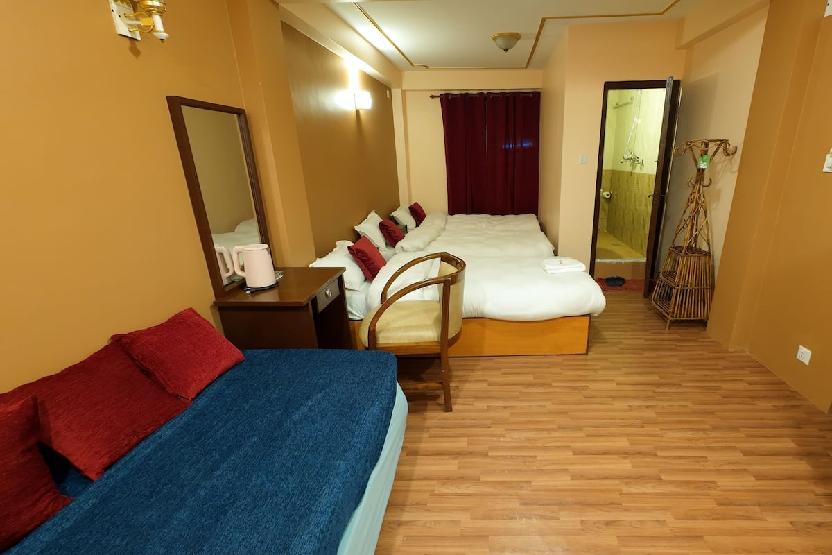 Free WiFi, bed sheets