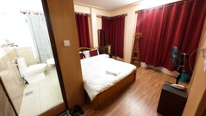 Basic Double Room, 1 Queen Bed | Free WiFi, bed sheets