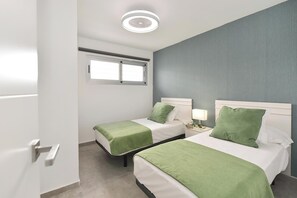 2 quartos, ferros/tábuas de passar roupa, Wi-Fi de cortesia